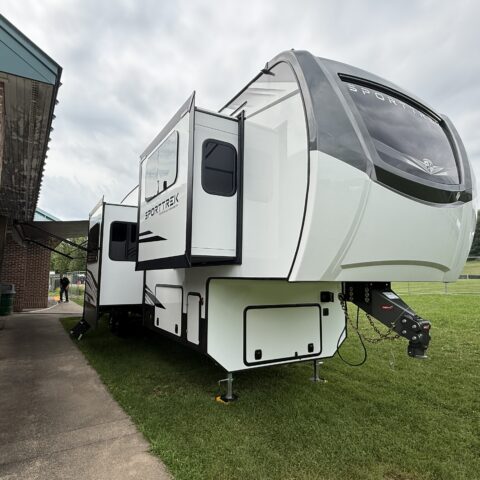 RV- Trailer Swift Rental in Rochester, NY