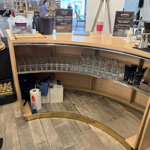 6′ Waverly Oak 1/4 Curved Bar Rental in Rochester, NY